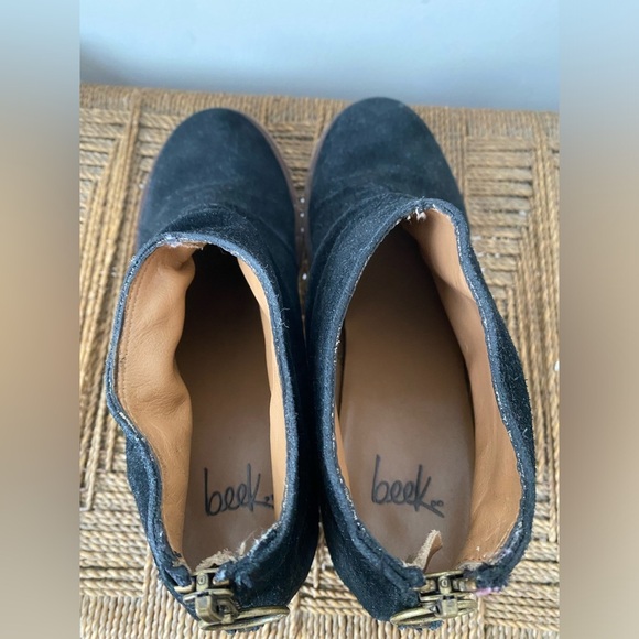 BEEK Shoes Women’s 7 Suede Falcon Booties Black Boot - Picture 6 of 8